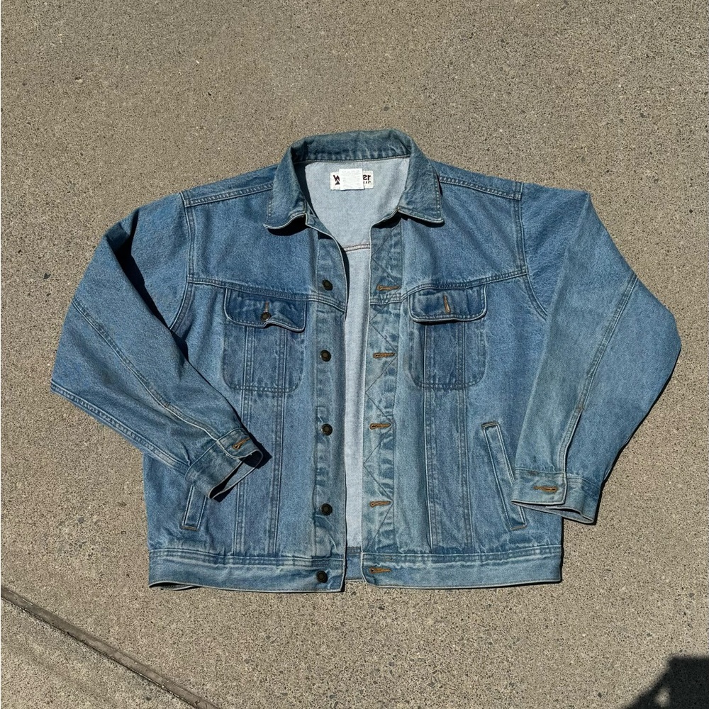 Vintage faded Wrangler Blue Denim Trucker style Jacket